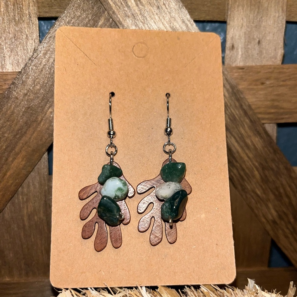 Women’s earrings